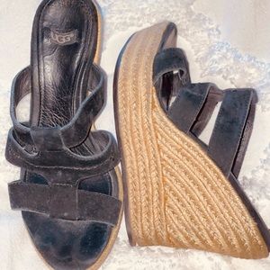 UGG wedge, near new worn only a few times